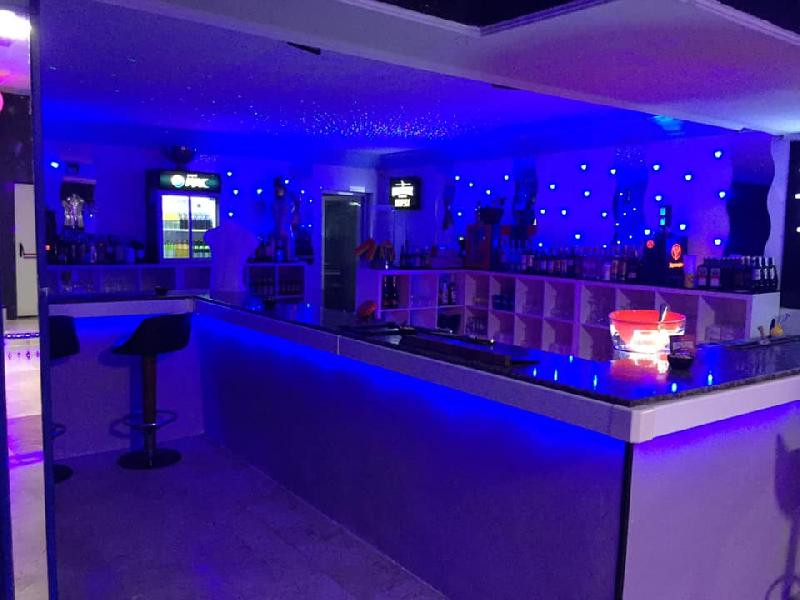 club discothéque Alicante Espagne crédit vendeur photo 4